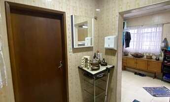 Imagem 4: Casa para venda com 184 metros quadrados com 3 quartos em Vila Andeyara - Ferraz de Vascon