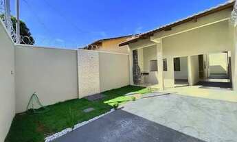 Imagem 2: Casa para venda possui 90 metros quadrados com 3 quartos em Varzea - Itapema - SC