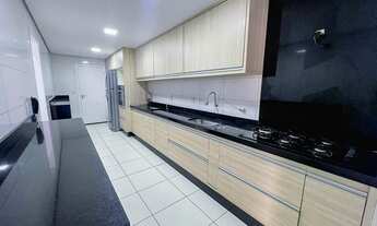 Imagem 3: Alto Padrão para Venda em Praia Grande, Aviação, 4 dormitórios, 3 suítes, 4 banheiros, 2 v