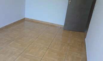 Imagem 6: Aluga se casa com 1 quarto,sala, cozinha conjugada, área de serviço, garagem para moto.