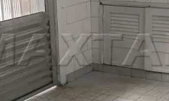 Imagem 7: Sobrado em Santana com 4 quartos, sala, cozinha, 2 banheiros, área superior com churrasque