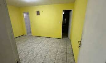 Imagem 4: Kitnet para alugar na Av. Senador Fernandes Távora Prática e bem localizada