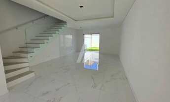 Imagem 2: Sobrado geminado com 1 suíte e 2 quartos à venda no bairro Bom Retiro em Joinville-SC por