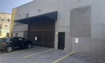 Imagem 2: Galpão/Depósito/Armazém para venda possui 678 metros quadrados