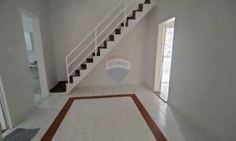 Imagem 6: Casa de 04 quartos , sendo uma suíte, 02 salas, 03 banheiros, 01 garagem grande no bairro