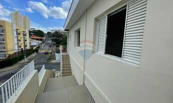 Imagem 2: Casa assobradada com 3 dormitórios no bairro Vila Carvalho á 10 minutos do Centro de Soroc