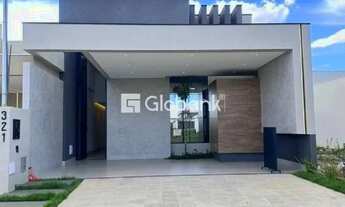 Imagem: Casa em Condomínio à Venda em Montes Claros