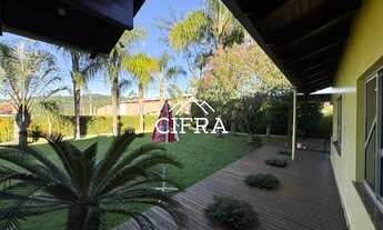 Imagem 6: Casa de Alvenaria - Venda - 04 dormitórios - 390m2 - Semi Mobiliada - Piscina - Rua Leopol