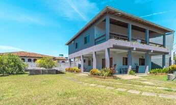 Imagem: Casa na ilha de Itaparica