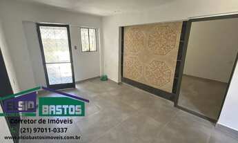 Imagem 4: Casa Reformada 2 quartos Rua Itaque 318 A Bairro Santíssimo RJ