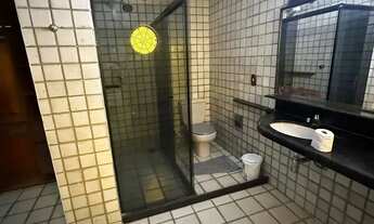 Imagem 6: Imóvel para aluguel possui 252 metros quadrados com 3 quartos em Boa Viagem - Recife - PE