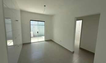 Imagem 4: Casa para Venda em Matinhos, Balneário Riviera, 2 dormitórios, 1 suíte, 1 banheiro, 2 vaga