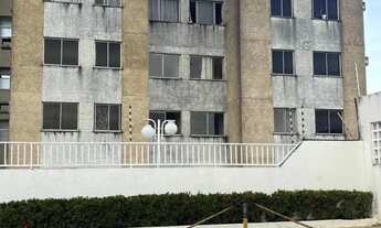 Imagem: Alugo apt com 2/4 moradas do santo Antônio