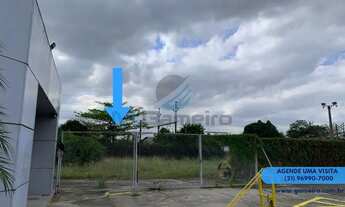 Imagem: Aluga-se área aproximadamente 1.500 m²