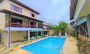 Imagem: Casa triplex em Camboinhas composta por