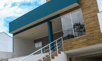 Imagem: Casa no vale dos cristais com 200 metros