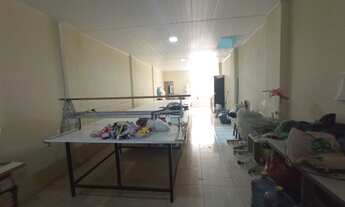 Imagem 3: Prédio/Edifício inteiro para venda possui 240 metros quadrados com 2 quartos