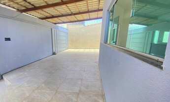 Imagem 3: Casa para venda possui 175 metros quadrados com 3 quartos em Jardim Patrícia - Uberlândia