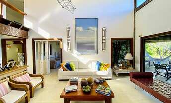 Imagem 3: Casa para venda possui 650 m² com 8 quartos em Ferradura - Armação dos Búzios - RJ