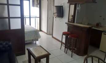 Imagem 3: SERVIÇOS INCLUSOS: Camareira, uma vaga de garagem com serviço de manobrista, piscina e sal