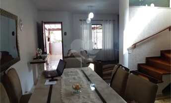 Imagem 4: Sobrado no Tremembé com 3 dormitórios, 1 suíte, sala, cozinha, edícula e 3 vagas, Estuda p