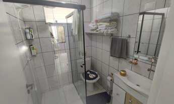 Imagem 2: Casa para aluguel tem 100 metros quadrados com 3 quartos em Monza - Colombo - PR