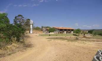 Imagem 5: Terreno 34.500m² com 40 chalés, quadra, área de camping playground, vestiário (inacabados