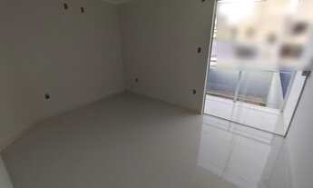 Imagem: Casa Triplex de 3/4, sendo uma suíte e