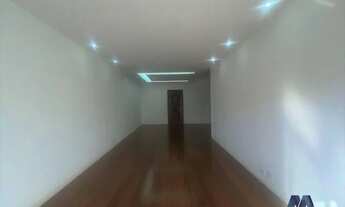 Imagem 3: Vendo apartamento no Leblon, 154 m², 1 p/ andar, 3 quartos (2 suítes), dep. empregada, 1