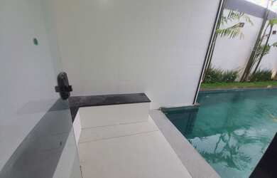 Imagem 6: Casa para venda tem 820 metros quadrados com 5 quartos