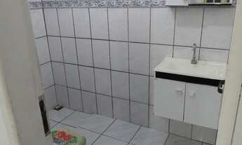 Imagem 2: CASA EM RUA Pública