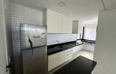 Imagem 3: Ed. Saquarema, no miolo do Meireles !!!!!