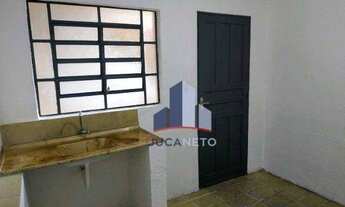 Imagem 3: Casa com 1 dormitório para alugar, 45 m² por R$ 500/mês - Vila Magini - Mauá/SP