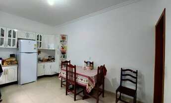 Imagem 4: Sobrado para aluguel tem 182 metros quadrados com 4 quartos