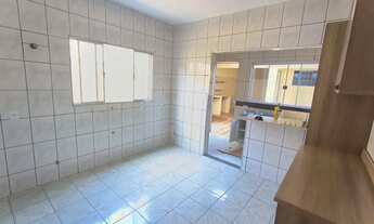 Imagem 7: Sobrado para aluguel possui 132 metros quadrados com 3 quartos