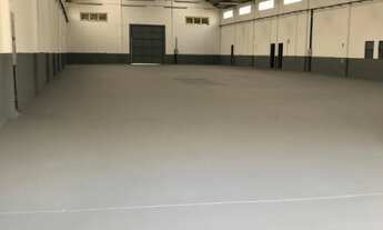 Imagem 4: Galpão às margens da br 101 em tubarão