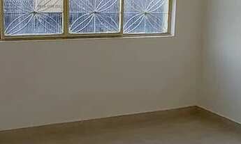 Imagem 2: Aluga-se Casa Ampla com 3 Quartos (1 Suíte) - Ótima Localização!