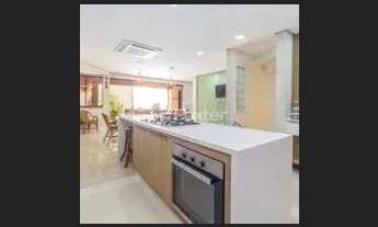 Imagem 7: Sobrado para venda possui 209 metros quadrados com 4 quartos em Jardim Itu - Porto Alegre