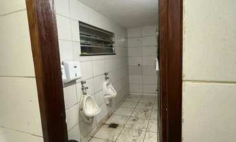 Imagem 3: Loja de 450 m2 Galpão / depósito com 2 vagas na garagem