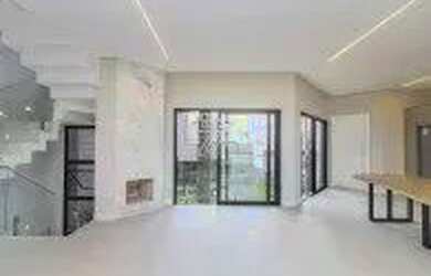 Imagem 3: Casa para venda 294 m2 Privativos / 3 Suítes / Santo Inácio - Curitiba - PR