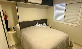 Imagem 8: Apartamento com 3 quartos sendo 1 suíte disponível para venda no bairro Tubalina em Uberlâ