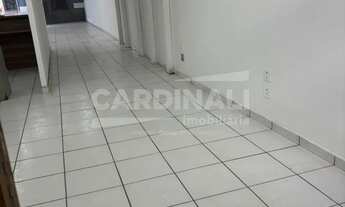 Imagem 4: Salão comercial com localização privilegiada, com estacionamento