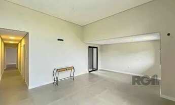 Imagem 7: Casa em Porto Alegre, no bairro Hípica, com 3 dormitório(s), e 3 banheiros, à venda