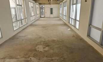 Imagem 3: Imóvel para aluguel e venda possui 1348 metros quadrados com 1 quarto