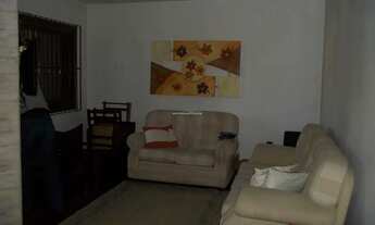 Imagem 2: Aluguel de Casa Comercial de 160m² com Ampla Garagem em Localização Estratégica