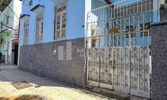 Imagem 2: Sua casa dos sonhos está à venda! 3 quartos, garagem e terraço na Tijuca, a passos do Metr