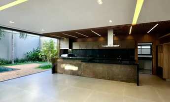 Imagem 4: Sobrado a venda com 315 m², 5 Quartos, Sendo 5 Suites; 7 Banheiros; 4 Vagas