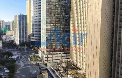 Imagem 3: Loft na Avenida Treze de Maio Versátil para Uso Residencial ou Comercial no Coração do Ri