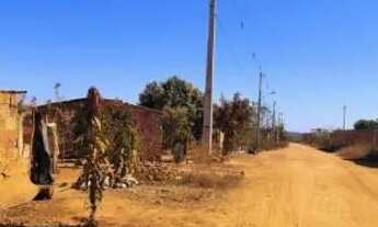 Imagem 3: Lote na Cidade de Glaucilândia perto da prefeitura