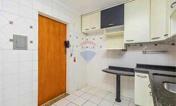 Imagem 3: Excelente sobrado dentro do condomínio fechado para alugar no bairro Cajuru, em Curitiba